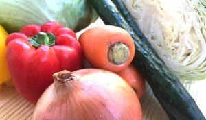 野菜の皮も美味しく食べるベジブロス作り